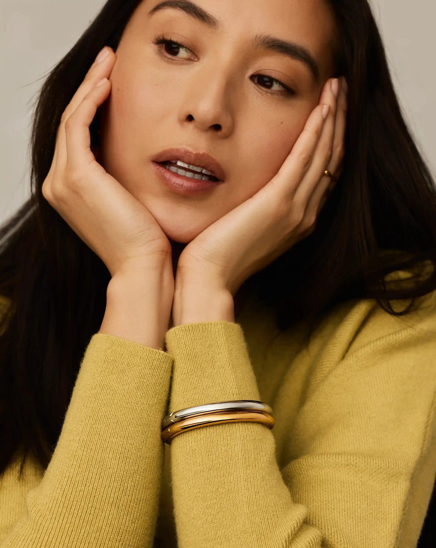 Chunky Round Hinged Bangle | 18k Gold Plated Bracelets Missoma 