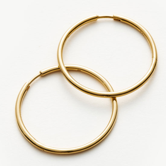 Classic Medium Hoop Earrings | 18k Gold Vermeil Earrings Missoma 