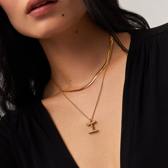 Curly Molten Initial Pendant Necklace - Initial I | 18ct Gold Plated Vermeil Necklaces Missoma 