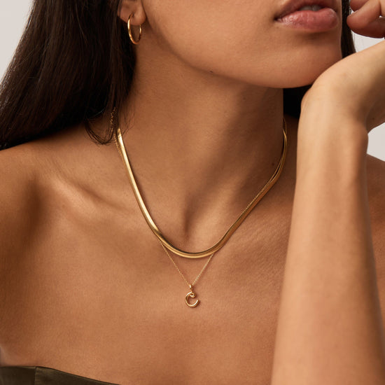 Curly Molten Mini Initial Necklace - C |18k Gold Vermeil Necklaces Missoma 