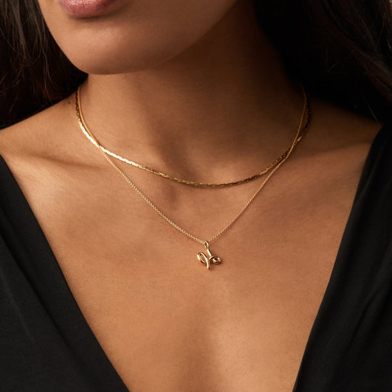 Curly Molten Mini Initial Necklace - H | 18k Gold Vermeil Necklaces Missoma 