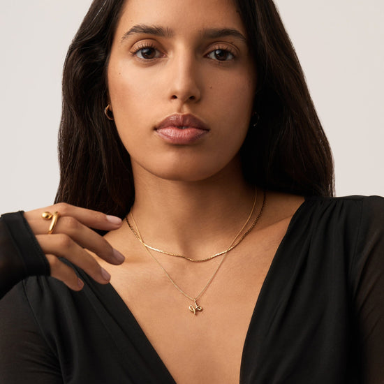 Curly Molten Mini Initial Necklace - H | 18k Gold Vermeil Necklaces Missoma 