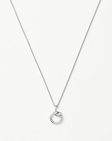 Curly Molten Mini Initial Necklace - O | Sterling Silver Necklaces Missoma 