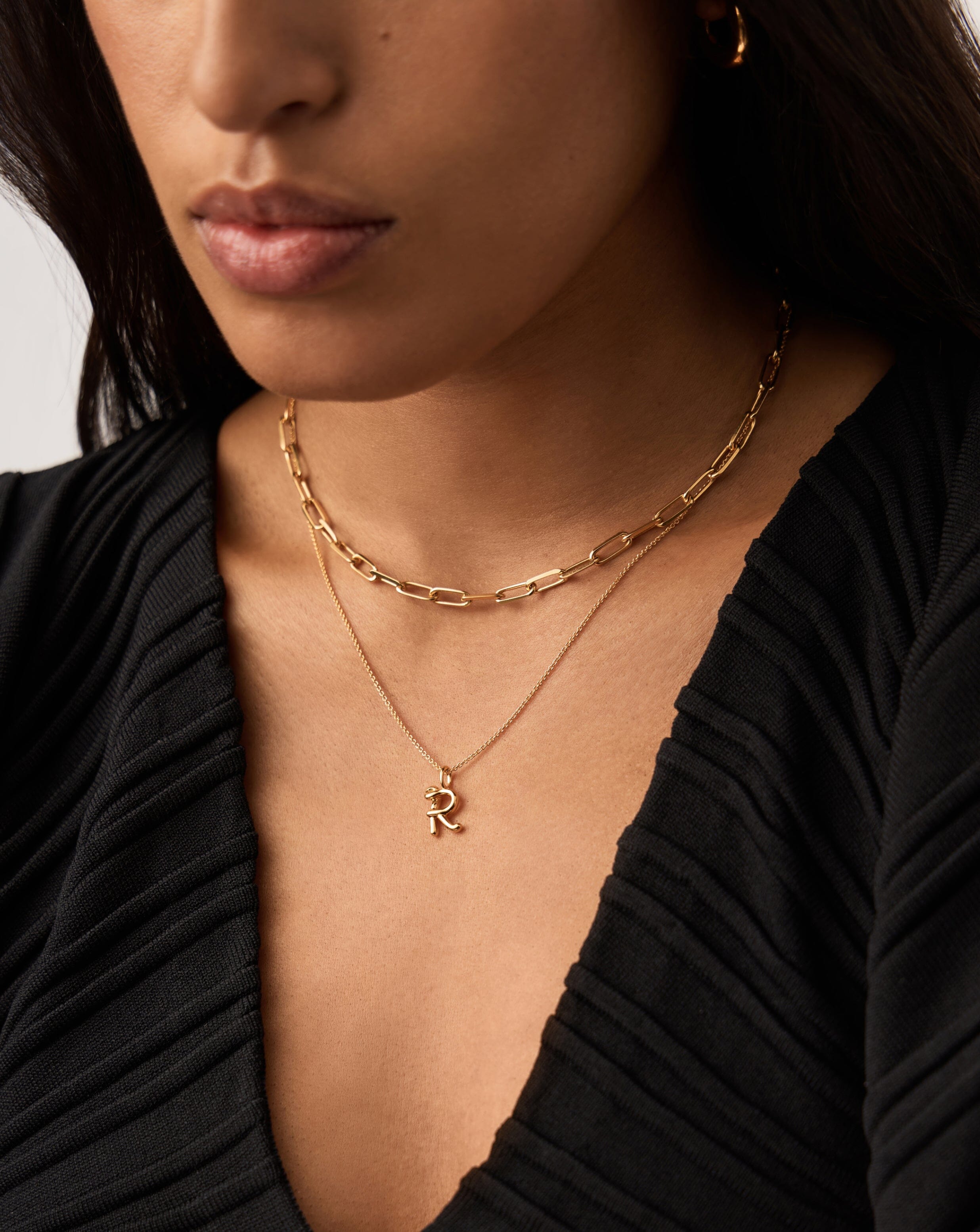 Curly Molten Mini Initial Necklace - R | 18k Gold Vermeil Necklaces Missoma 