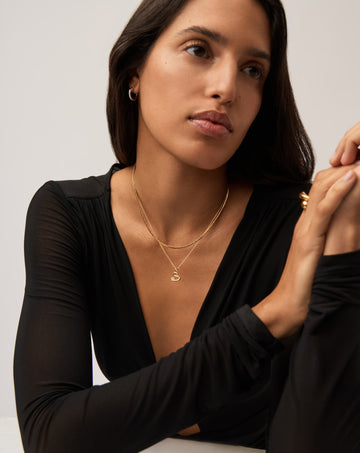 Curly Molten Mini Initial Necklace - S | 18k Gold Vermeil Necklaces Missoma 