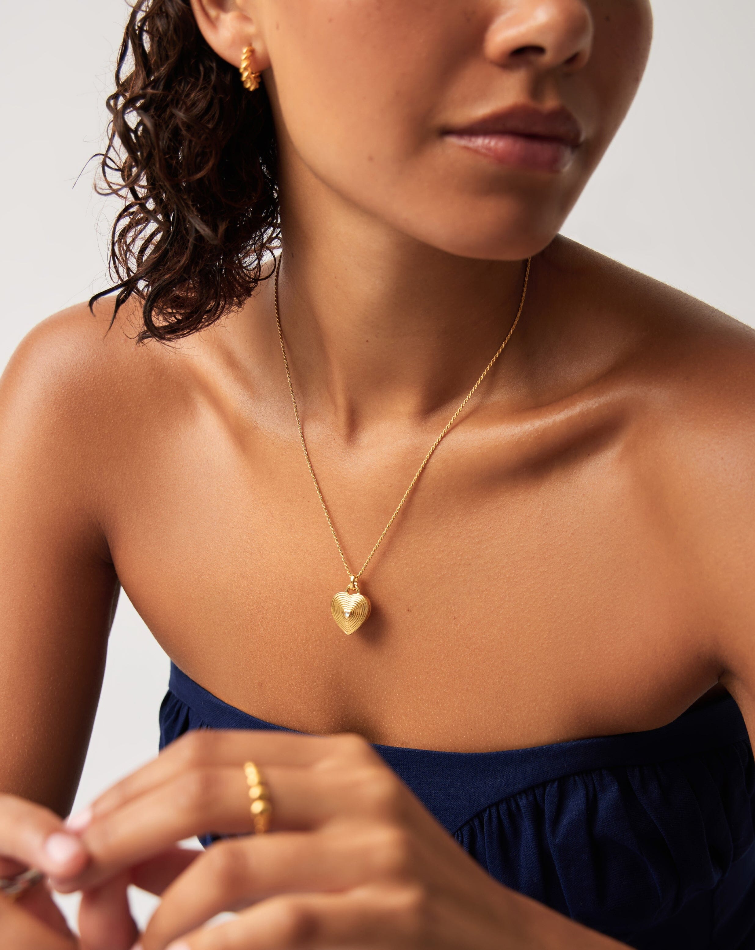 Engravable Heart Ridge Locket Pendant Necklace | 18k Gold Vermeil/Rainbow Moonstone Necklaces Missoma 