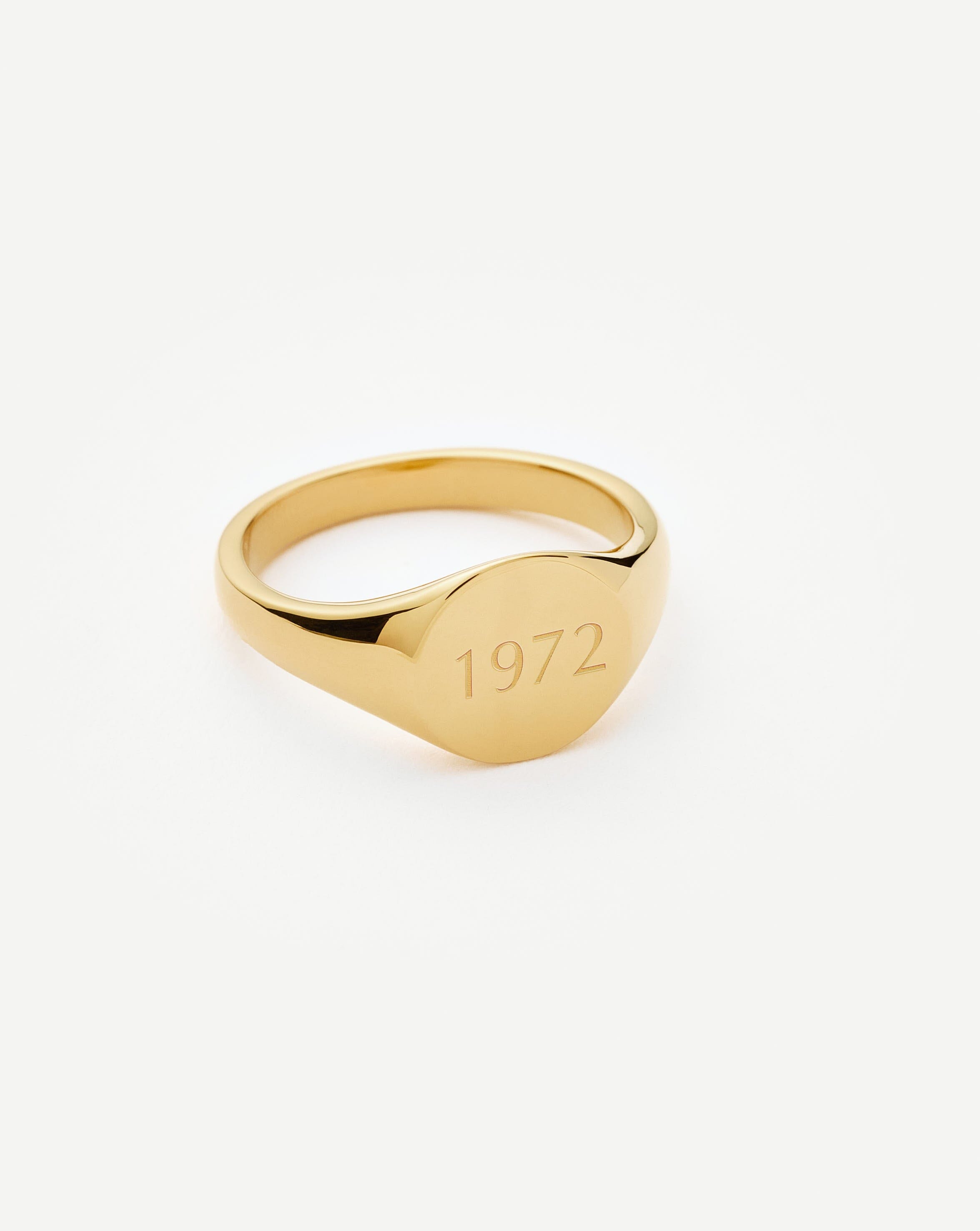 Engravable Round Signet Ring | 18k Gold Vermeil Rings Missoma 