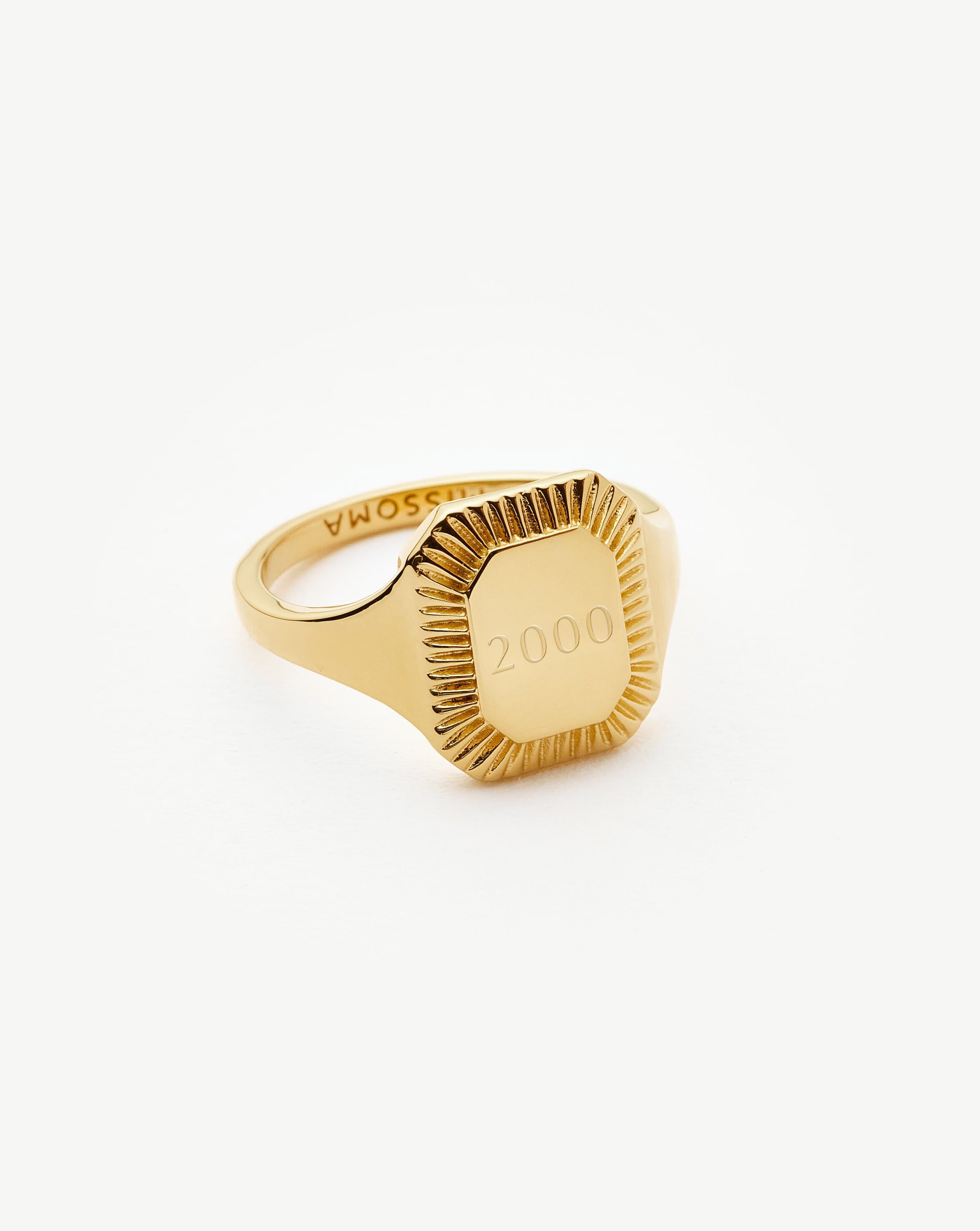 Engravable Square Ridge Signet Ring | 18k Gold Vermeil Rings Missoma 