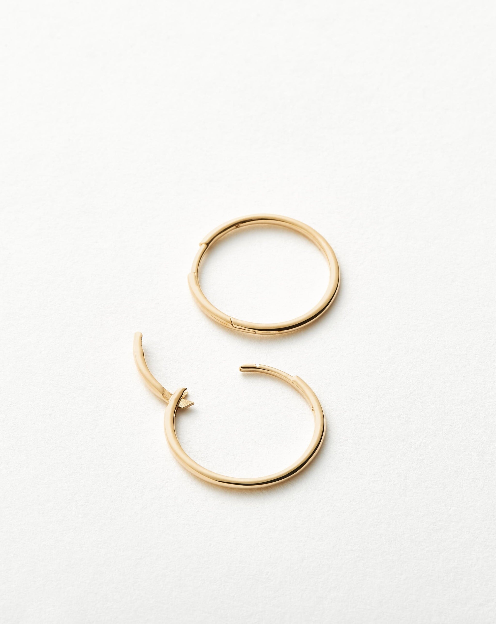Fine Classic Medium Hoop Earrings Earrings Missoma 
