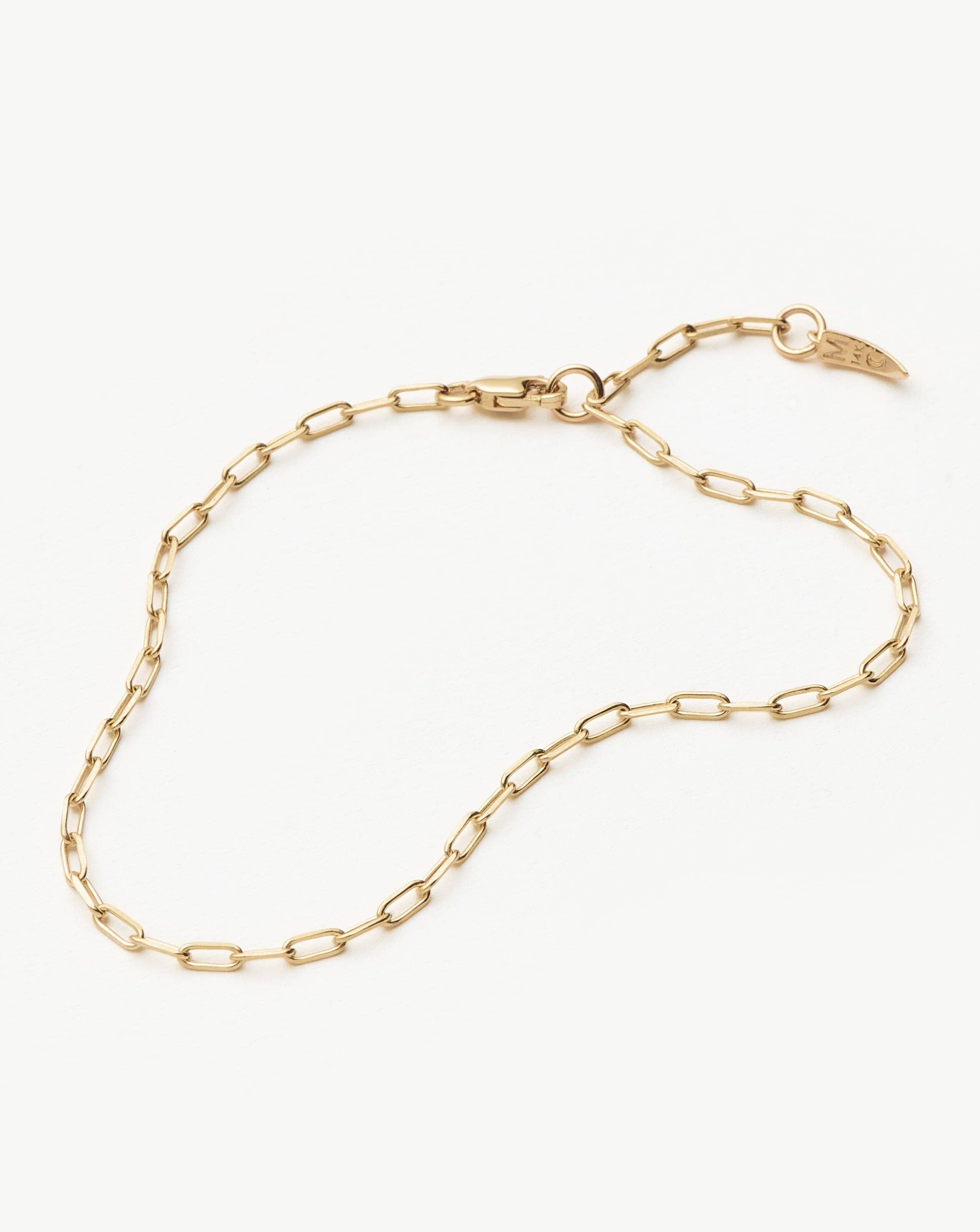 Fine Classic Paperclip Chain Bracelet | 14k Solid Gold Bracelets Missoma 