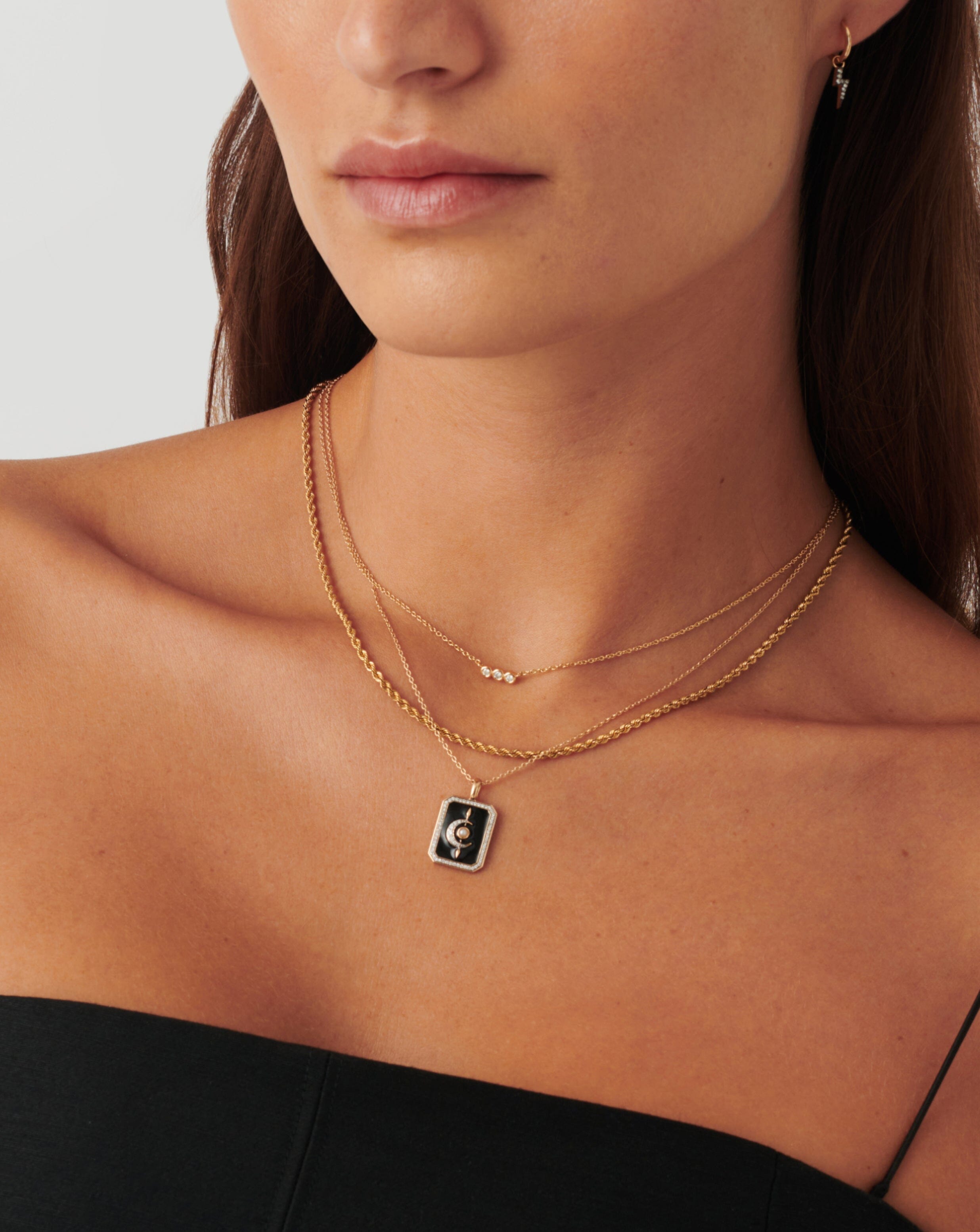What's better than one diamond? Three! The Diamond Trio Necklace features a  trio of laser-cut diamonds that appear to float at your collar… | Instagram