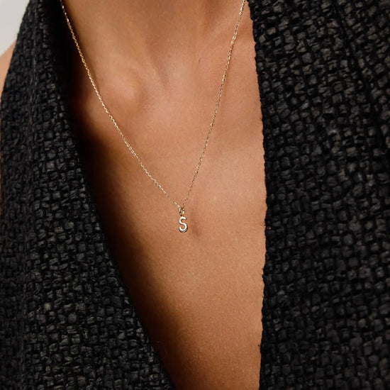 Fine Initial Mini Pendant Necklace - S | 14k Solid Gold Necklaces Missoma 