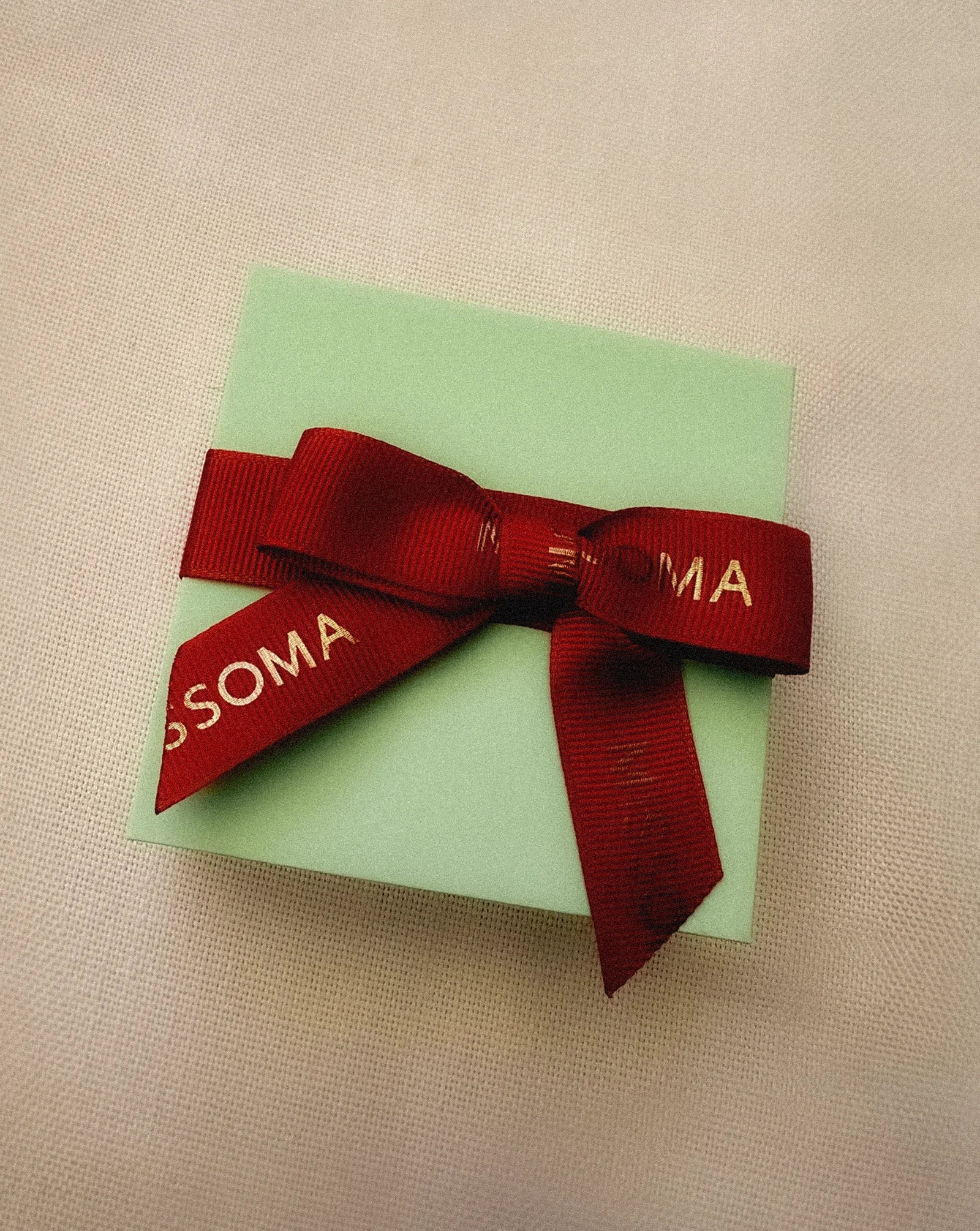 GIFT WRAPPING Gift Wrapping Missoma 