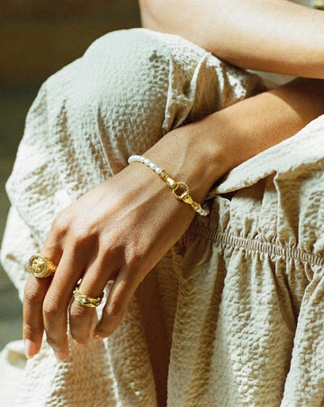 Harris Reed In Good Hands Pearl Bracelet | 18k Gold Plated/Pearl & Black Onyx Bracelets Missoma 