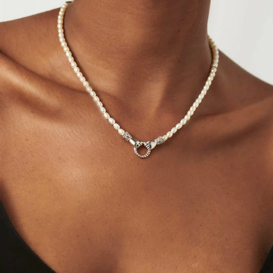 Harris Reed In Good Hands Pearl Necklace | Silver Plated/Pearl & Black Onyx Necklaces Missoma 