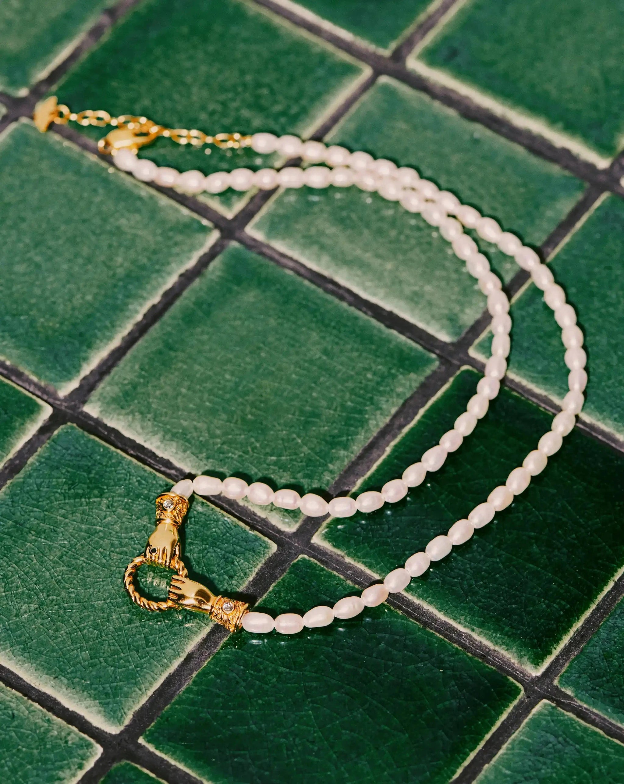 Harris Reed In Good Hands Pearl Pendant Necklace | 18k Gold Plated/Pearl & Black Onyx Necklaces Missoma 