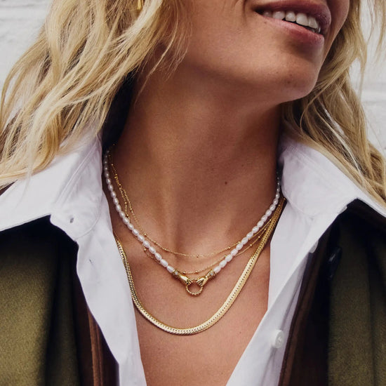 Harris Reed In Good Hands Pearl Pendant Necklace | 18k Gold Plated/Pearl & Black Onyx Necklaces Missoma 