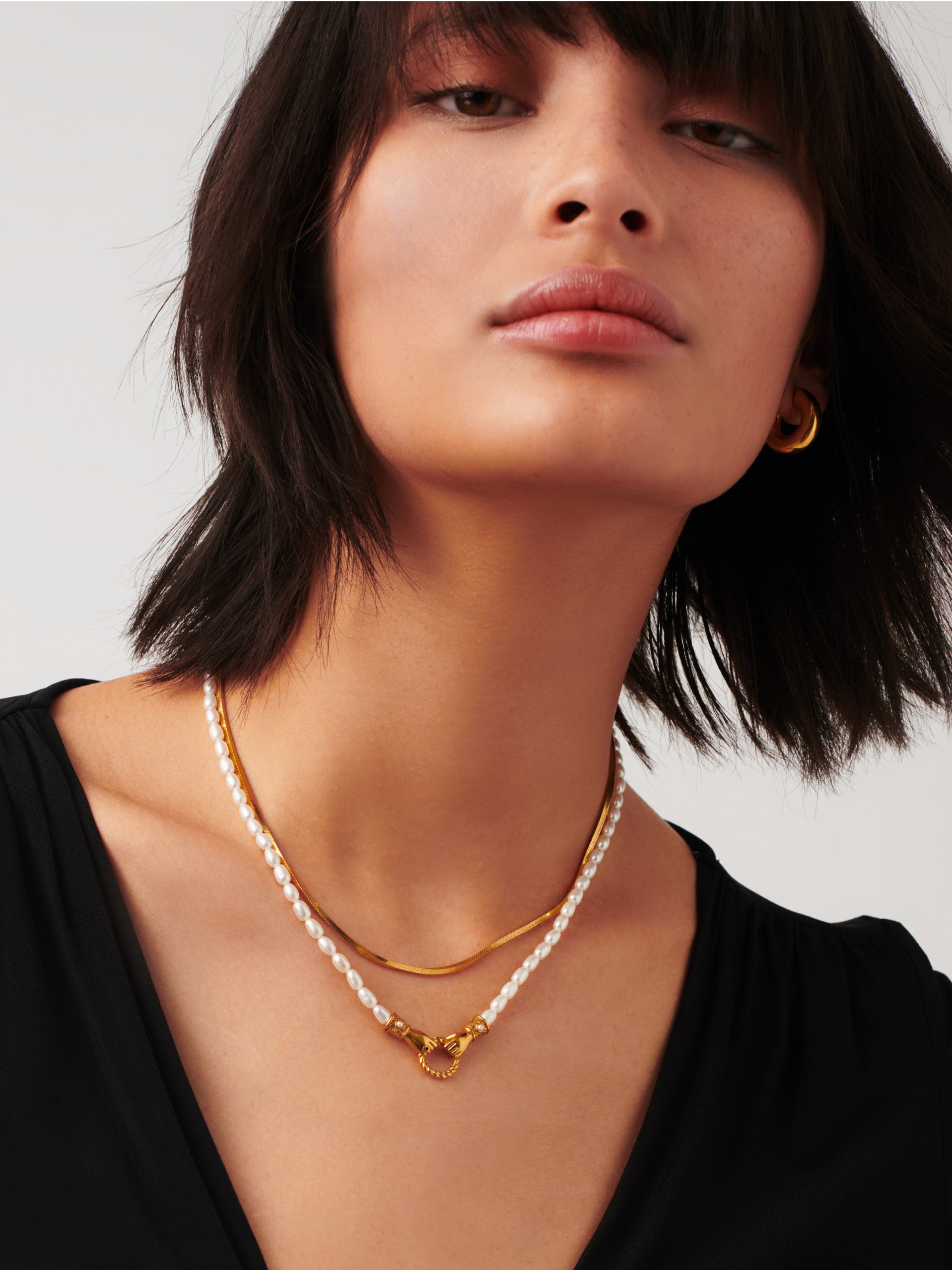 Harris Reed Short In Good Hands Pearl Necklace | 18ct Gold Plated/Pearl & Black Onyx Necklaces Missoma 