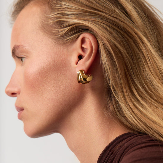 Hera Dome Triple Ridge Hoop Earrings | Gold Plated Earrings Missoma 