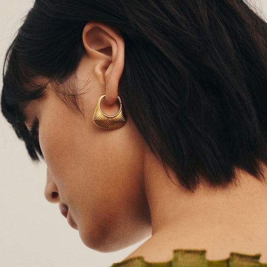 Hera Ridge Hoop Earrings | 18ct Gold Plated Earrings Missoma 