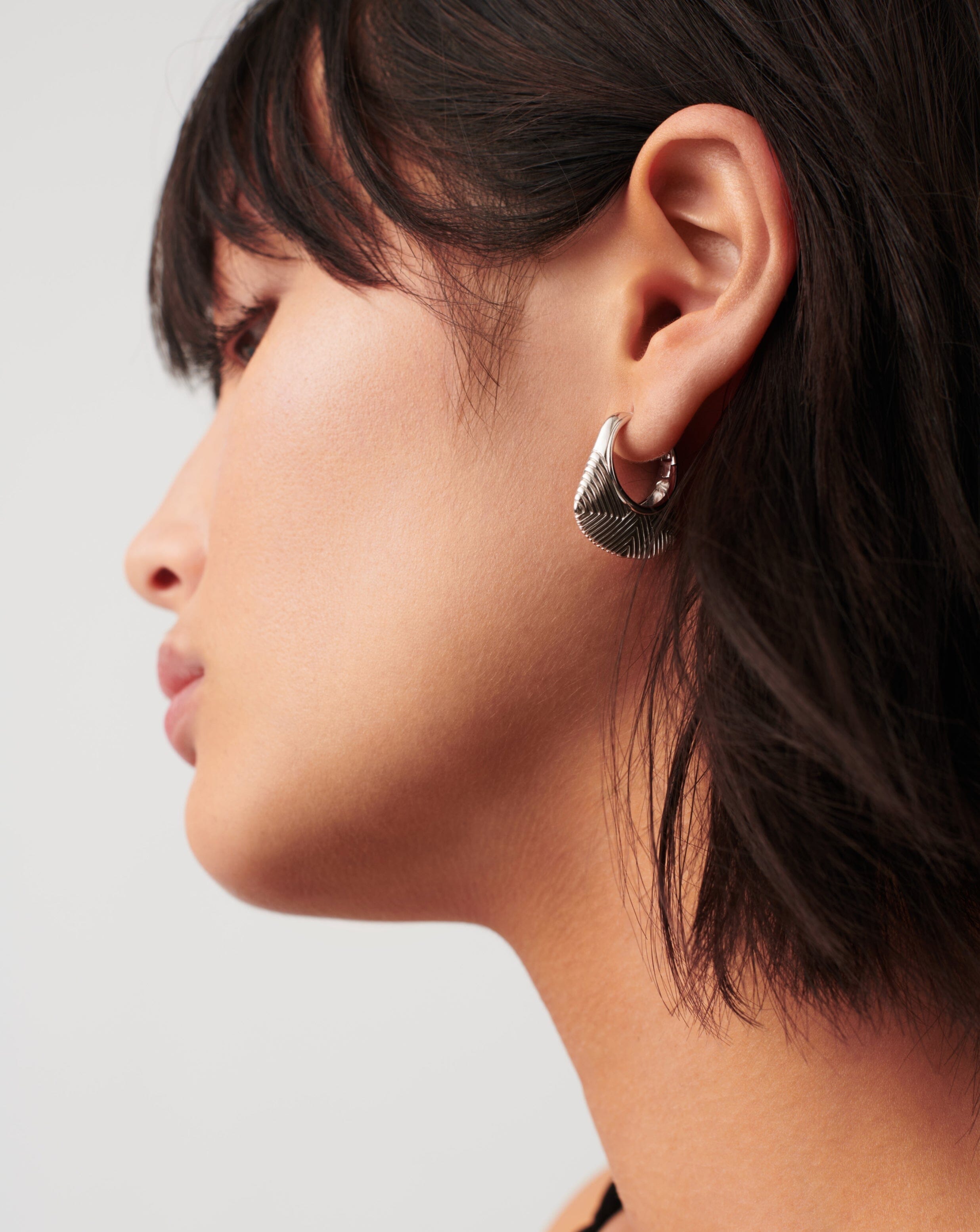 Hera Ridge Hoop Earrings | Silver Plated Earrings Missoma 