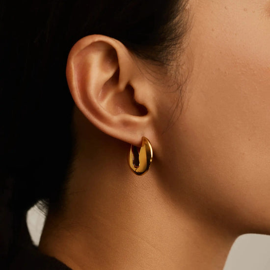 Hinged Small Hoop Earrings | 18k Gold Plated Earrings Missoma 