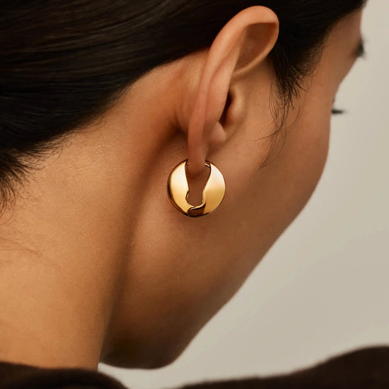 Hinged Small Hoop Earrings | 18k Gold Plated Earrings Missoma 