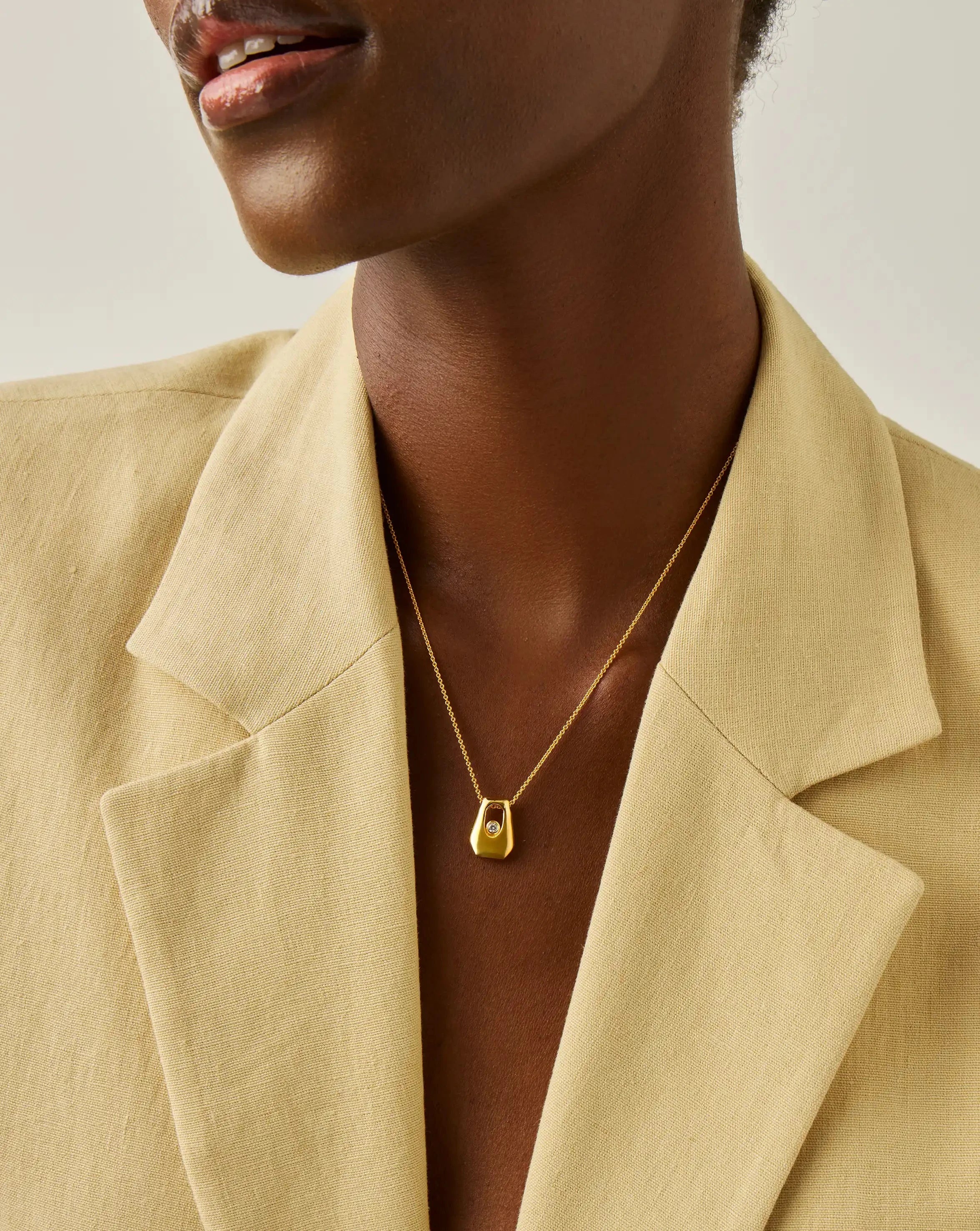 Lucy Williams Arco Pendant Necklace | 18k Gold Vermeil Necklaces Missoma 