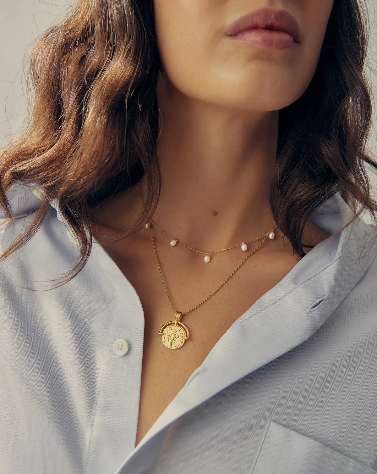Lucy Williams Engravable Roman Arc Coin Necklace | 18k Gold Plated Necklaces Missoma 