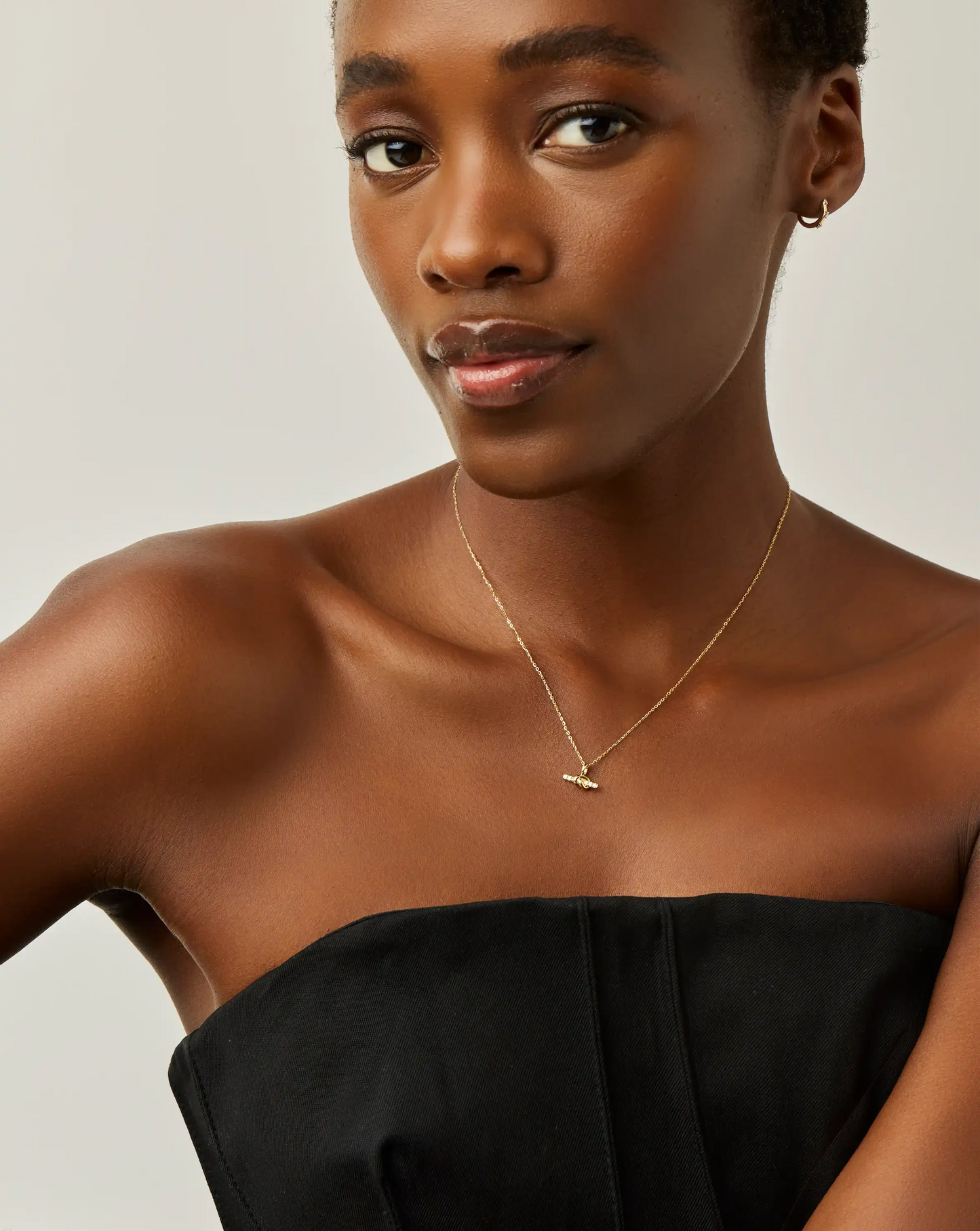 Lucy Williams Fine Diamond T-Bar Pendant Necklace | 14k Yellow Gold Necklaces Missoma 