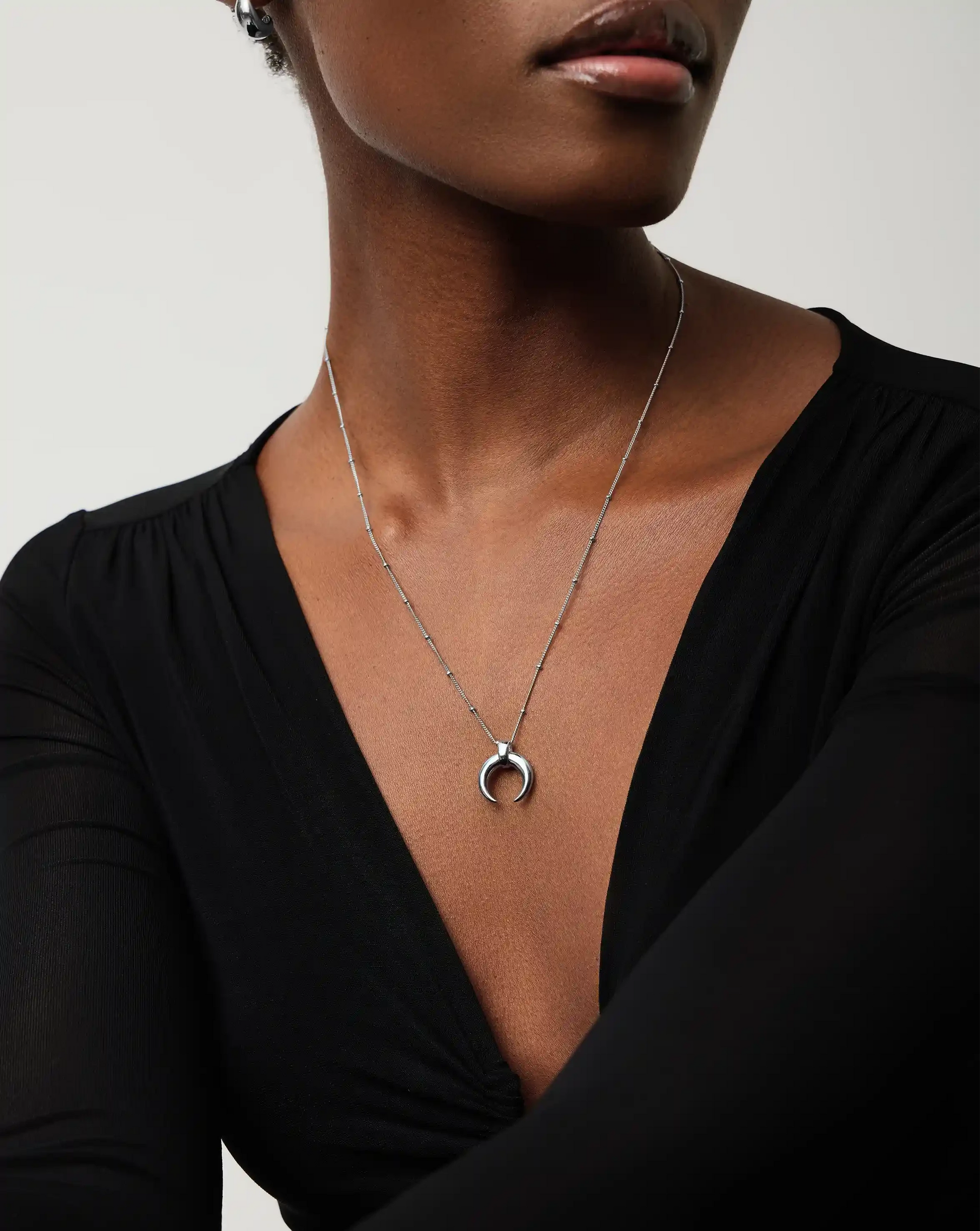 Lucy Williams Large Horn Necklace Necklaces Missoma 