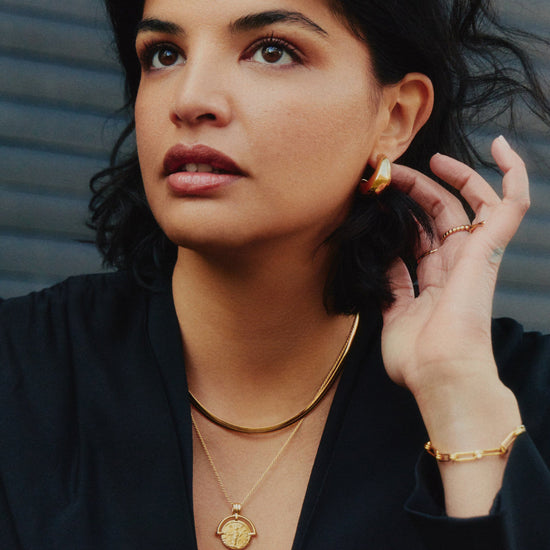 Lucy Williams Medium Engravable Roman Arc Coin Necklace | 18k Gold Plated Necklaces Missoma 