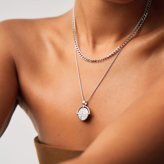 Lucy Williams Medium Engravable Roman Arc Coin Necklace | Silver Plated Necklaces Missoma 