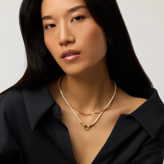 Lucy Williams Snake Chain & Harris Reed In Good Hands Necklace Set | 18k Gold Vermeil/18k Gold Plated/Pearl & Black Onyx Necklaces Missoma 