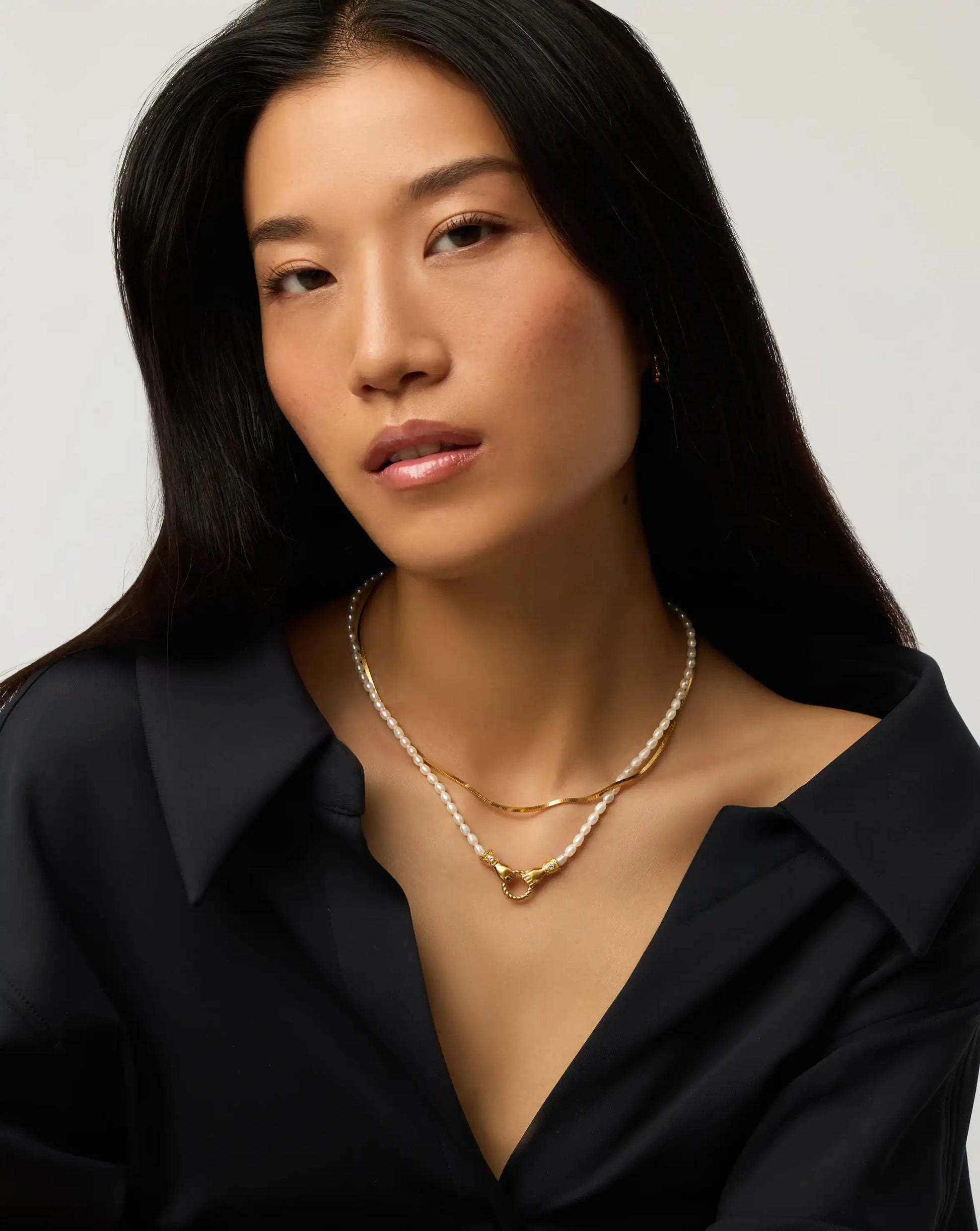 Lucy Williams Snake Chain & Harris Reed In Good Hands Necklace Set | 18k Gold Vermeil/18k Gold Plated/Pearl & Black Onyx Necklaces Missoma 