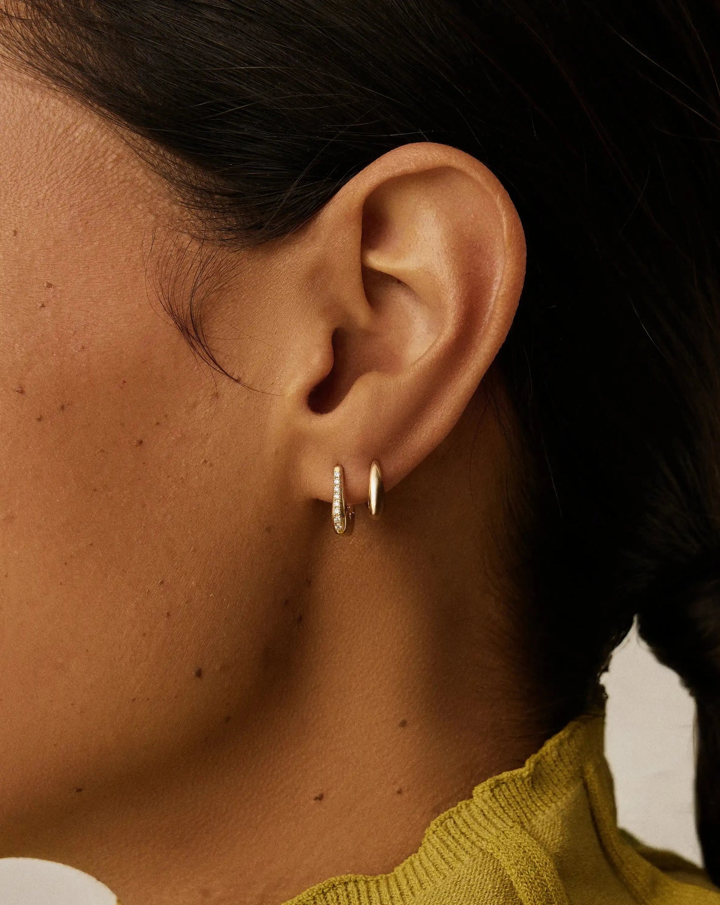 Lucy Williams Solid Gold Diamond Arco Huggies | 14k Solid Gold/Lab Grown Diamonds Earrings Missoma 
