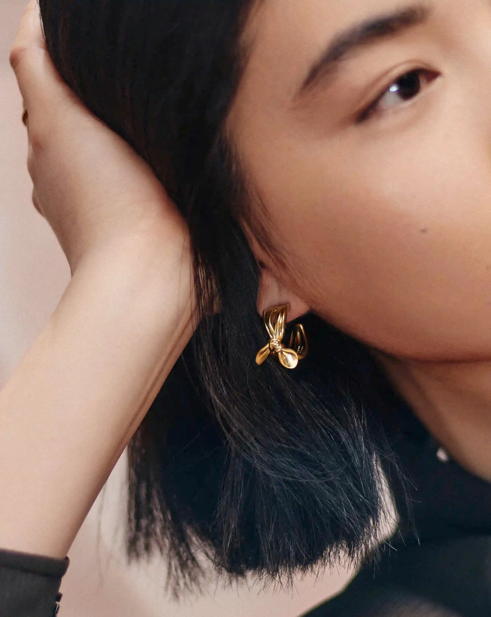 MARKGONG Bow Hoop Earrings | 18k Gold Plated Earrings Missoma 