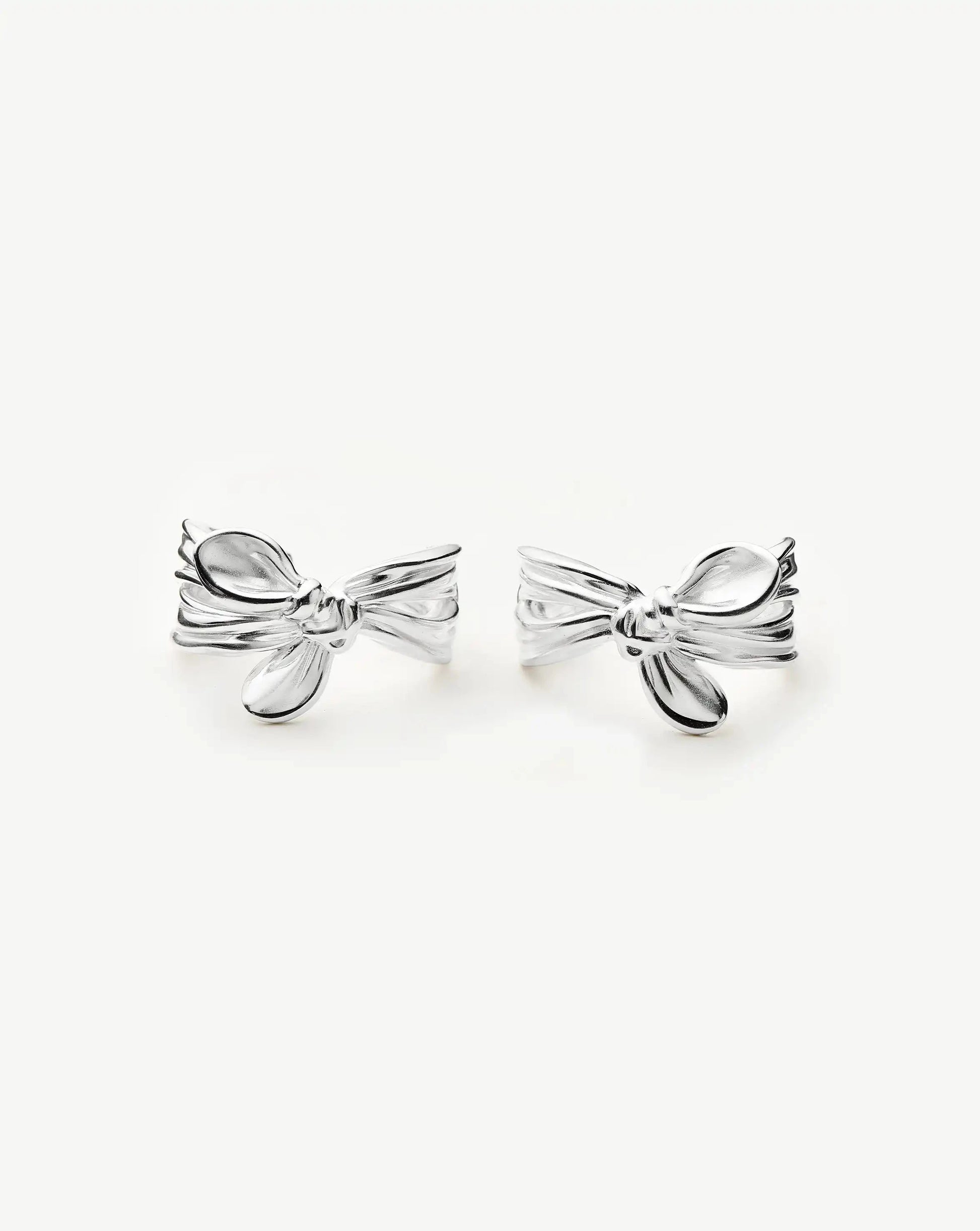 MARKGONG Bow Hoop Earrings | Silver Plated Earrings Missoma 