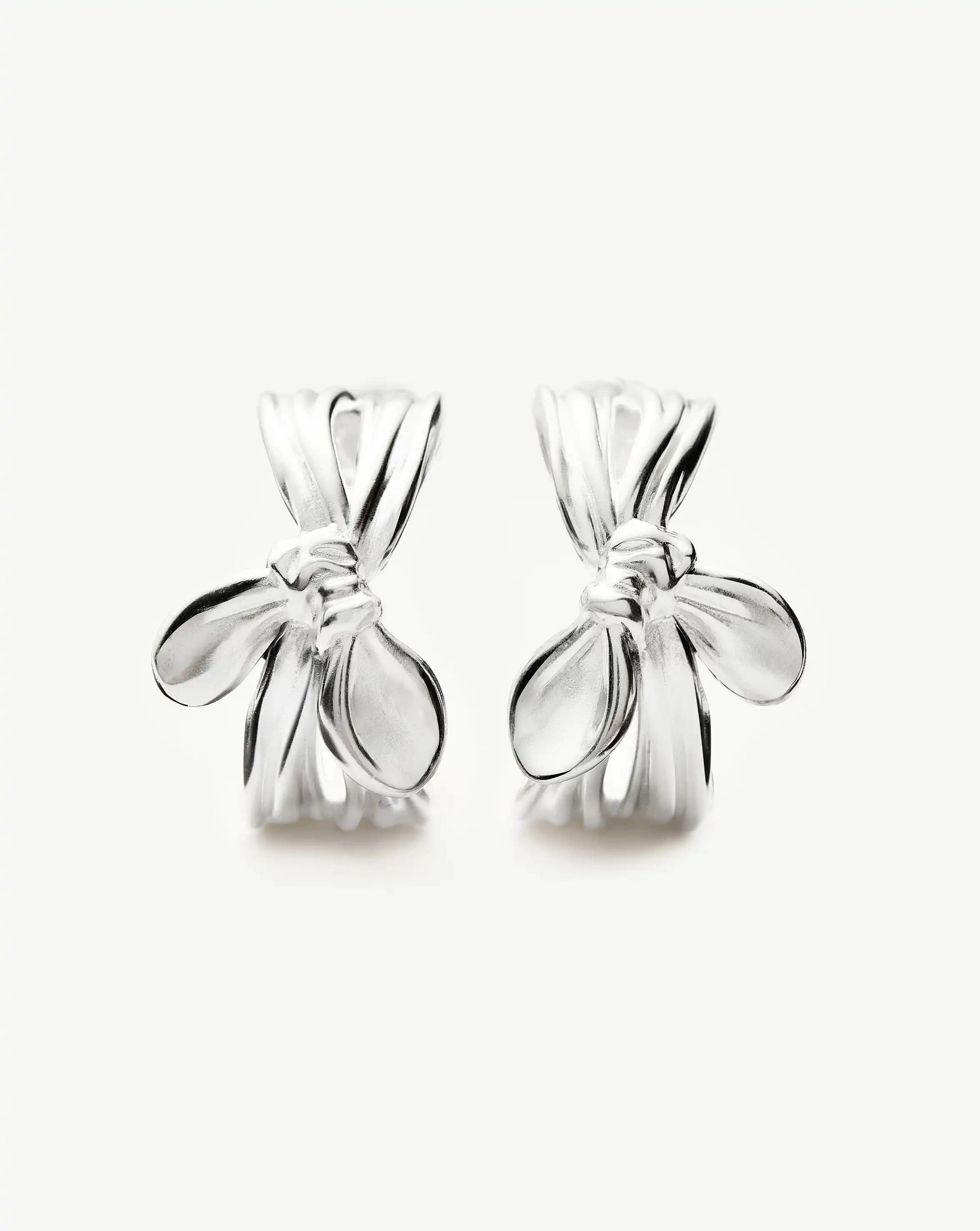 MARKGONG Bow Hoop Earrings | Silver Plated Earrings Missoma 