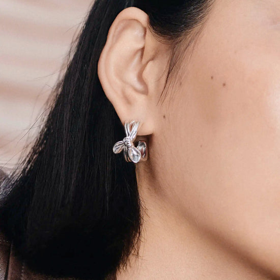 MARKGONG Bow Hoop Earrings | Silver Plated Earrings Missoma 