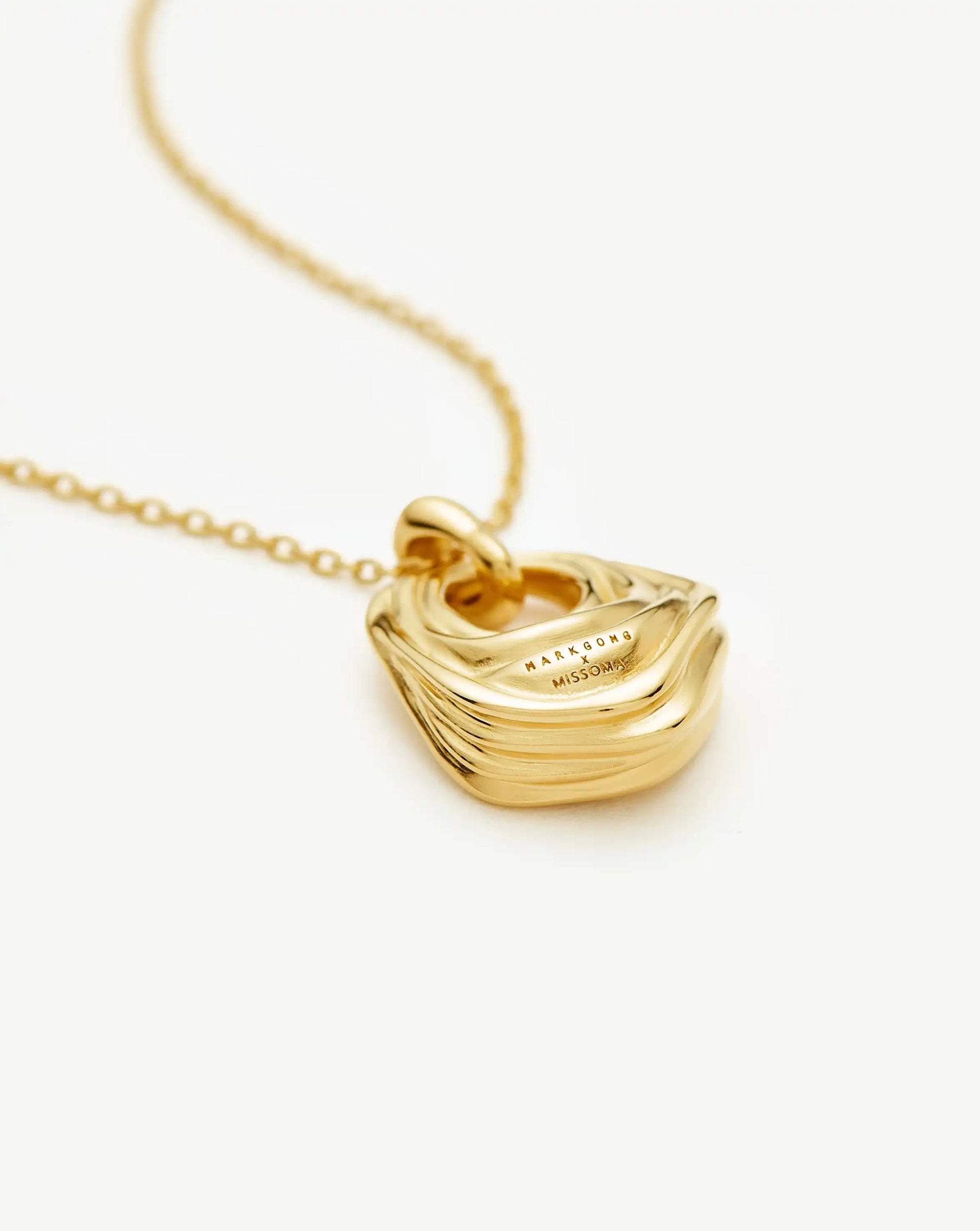 MARKGONG Draped Pendant Necklace | 18k Gold Plated Necklaces Missoma 
