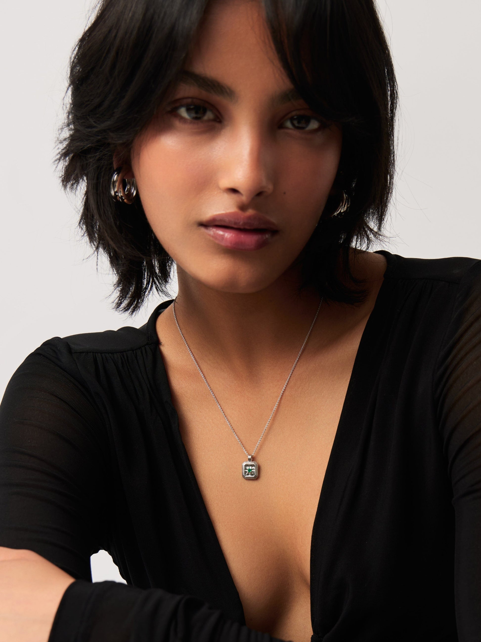 May Birthstone Pendant Necklace | Dyed Green Chalcedony/May Necklaces Missoma 