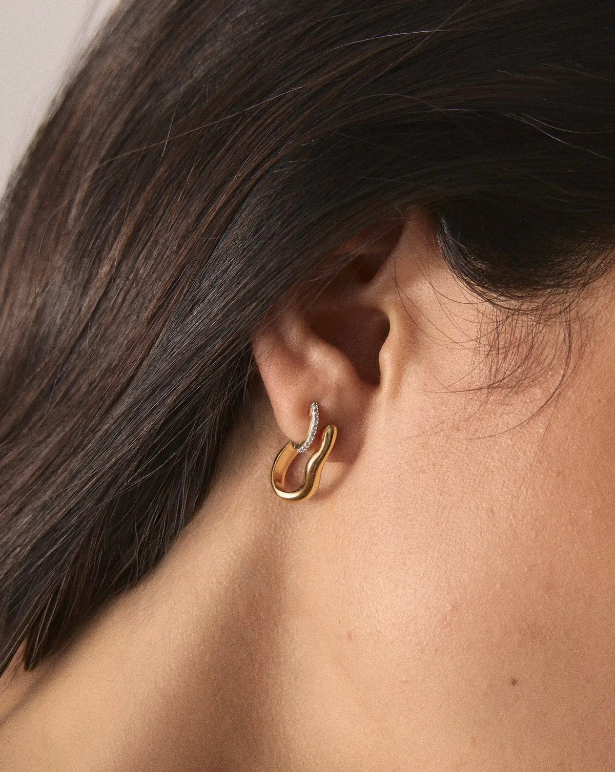 Molten Classic Small Hoop Earrings | 18k Gold Plated Earrings Missoma 