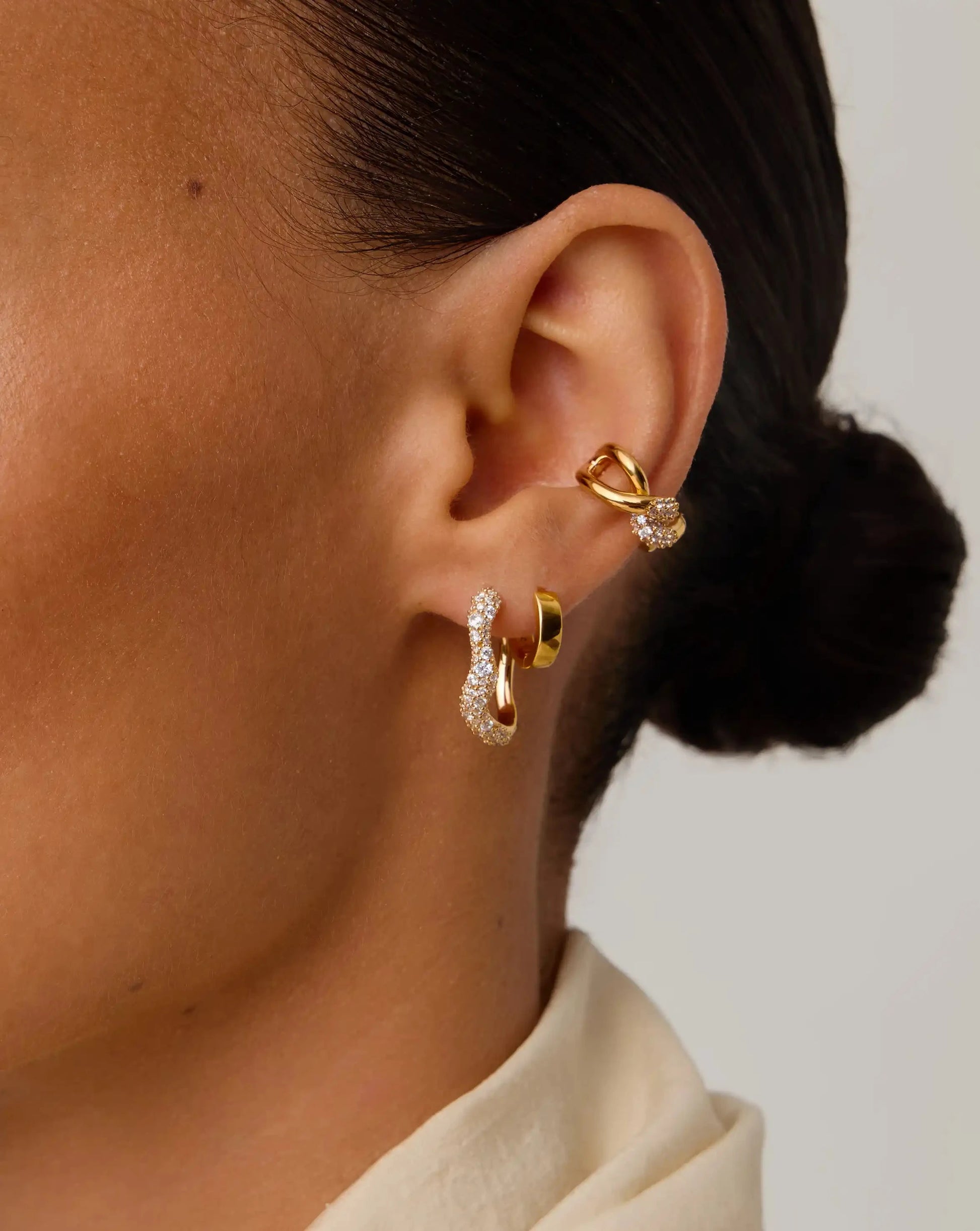 Molten Snow Small Hoop Earrings | 18k Gold Vermeil/Cubic Zirconia Earrings Missoma 