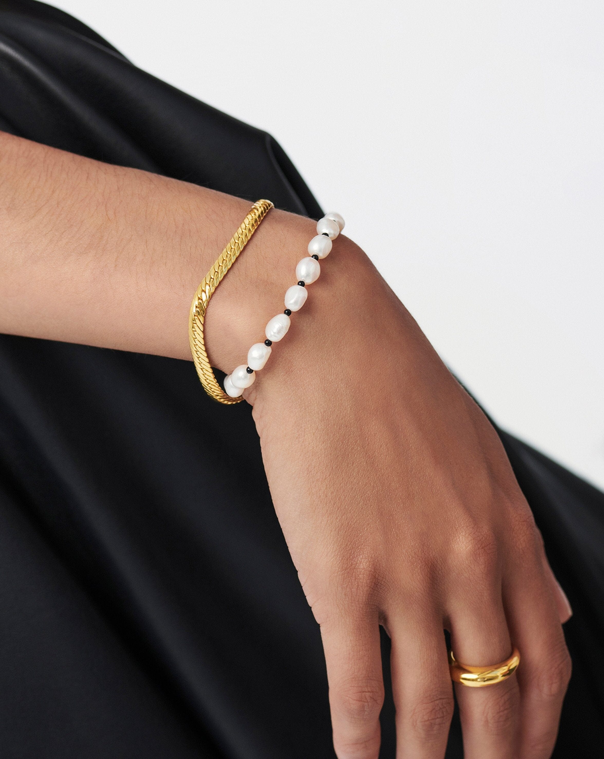 Pearl Beaded Gemstone Bracelet | 18k Gold Plated/Pearl & Black Onyx Bracelets Missoma 