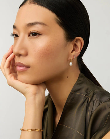 Pearl Twisted Drop Earrings & Classic Pave Huggies Set | 18k Gold Vermeil/Pearl/Cubic Zirconia Earrings Missoma 