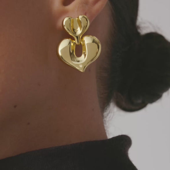Missoma - Gold plated medium sized heart shaped hoops