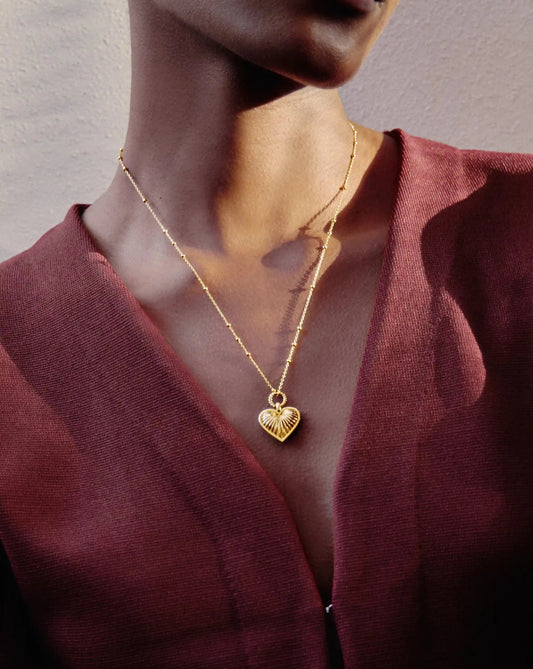 Ridge Heart Charm Pendant Necklace | 18k Gold Plated Necklaces Missoma 