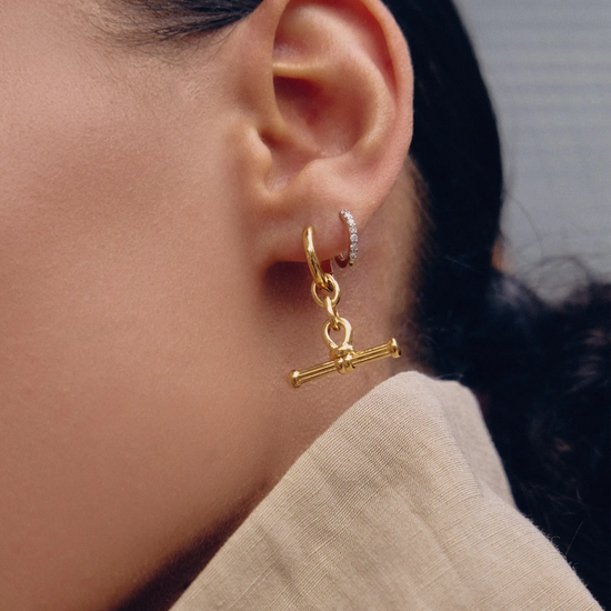 Ridge T-Bar Drop Huggies | 18ct Gold Plated Earrings Missoma 
