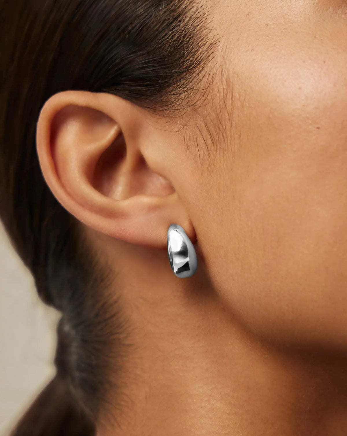 Savi Dome Mini Hoop Earrings Earrings Missoma 